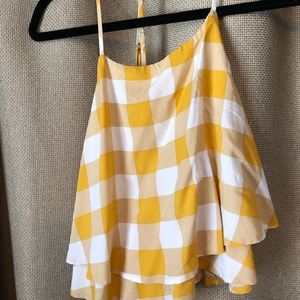 Super cute cross back tank top.